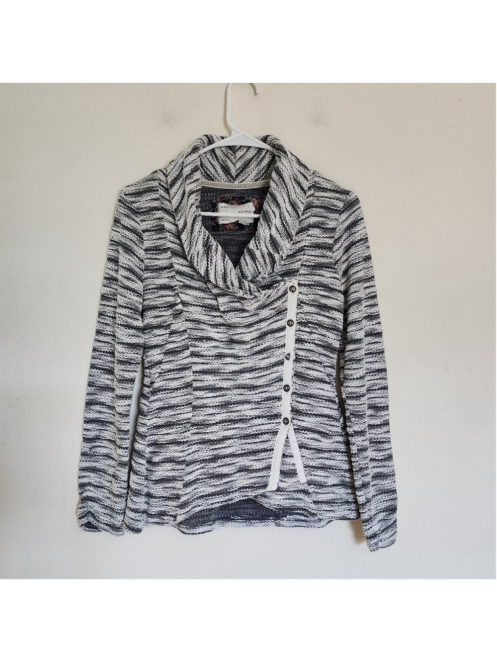 Anthropologie Saturday Sunday Sidewinder Shawl Neck Button Up Sweater size Med